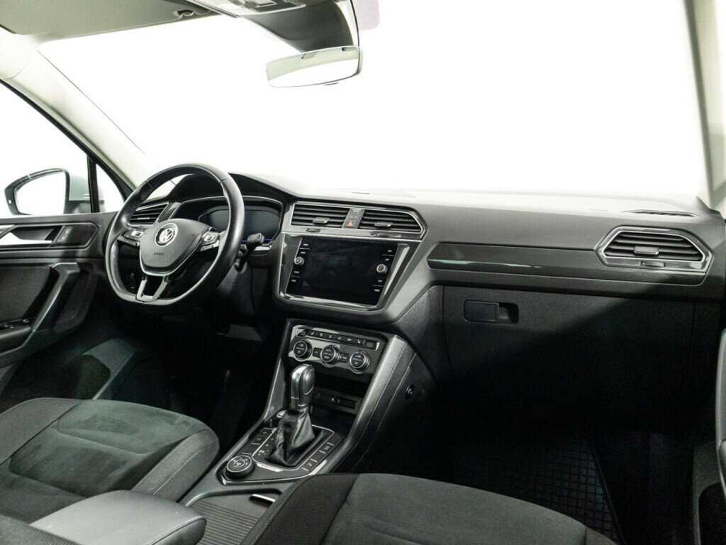 Б/У Фольксваген Тигуан 2019 года. Фото: #8