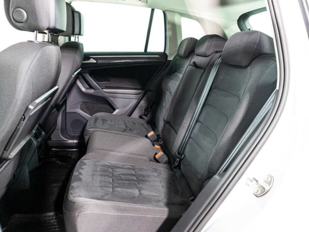 Б/У Фольксваген Тигуан 2019 года. Фото: #9