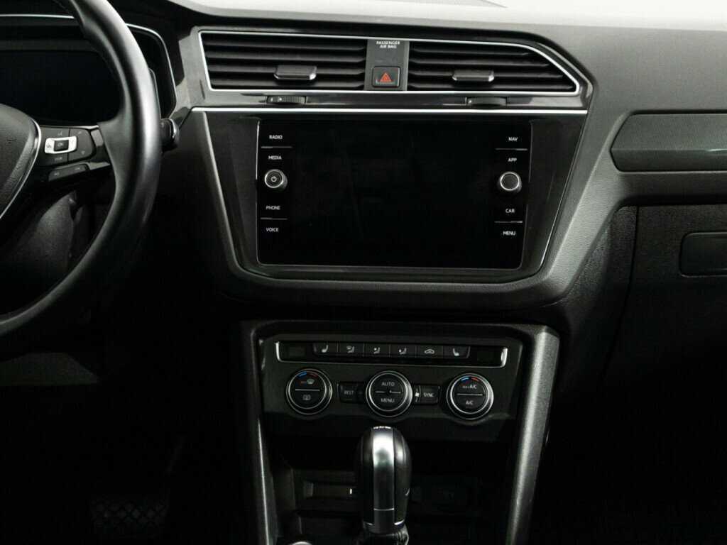 Б/У Фольксваген Тигуан 2019 года. Фото: #13