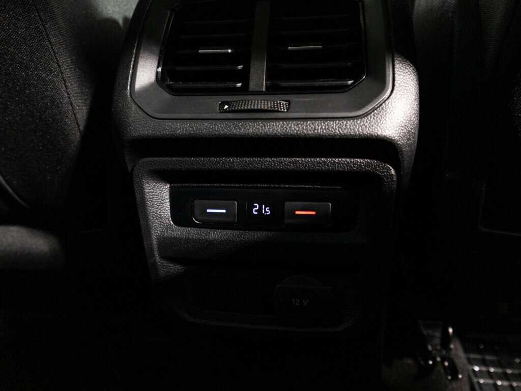 Б/У Фольксваген Тигуан 2019 года. Фото: #19