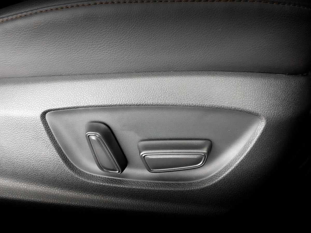 Б/У Тойота Камри 2019 года. Фото: #21