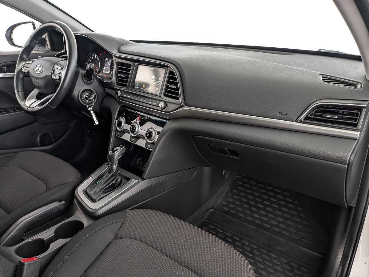 Б/У Хендай Елантра 2019 года. Фото: #10