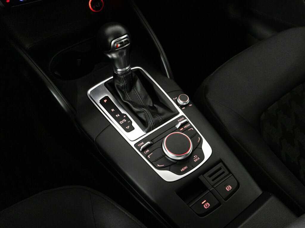 Б/У Ауди А3 2014 года. Фото: #16