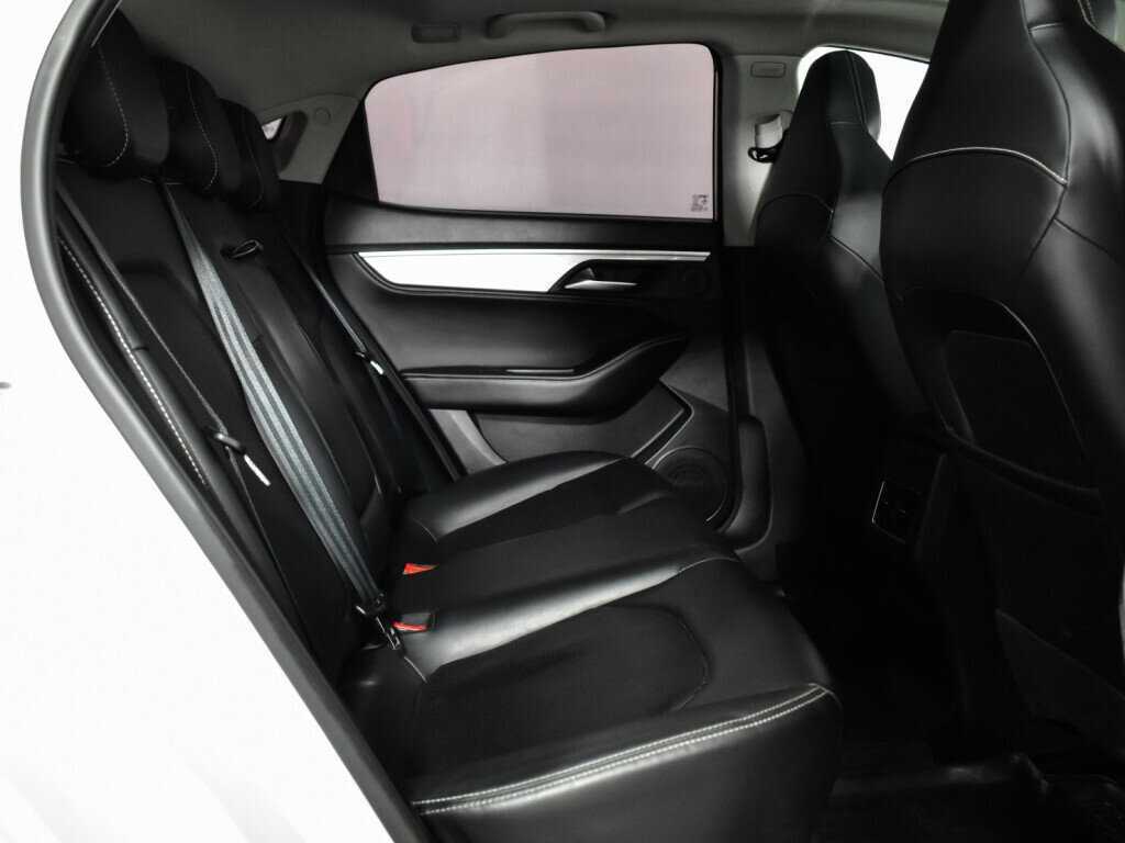 Б/У Джак Джи7 2022 года. Фото: #9