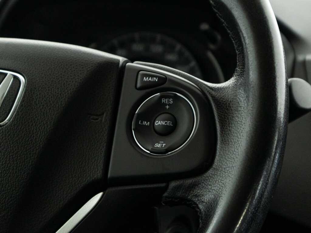 Б/У Хонда ЦР-В 2016 года. Фото: #16