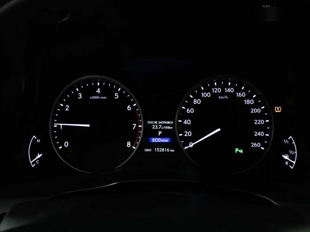 Б/У Лексус ЕС 2013 года. Фото: #11