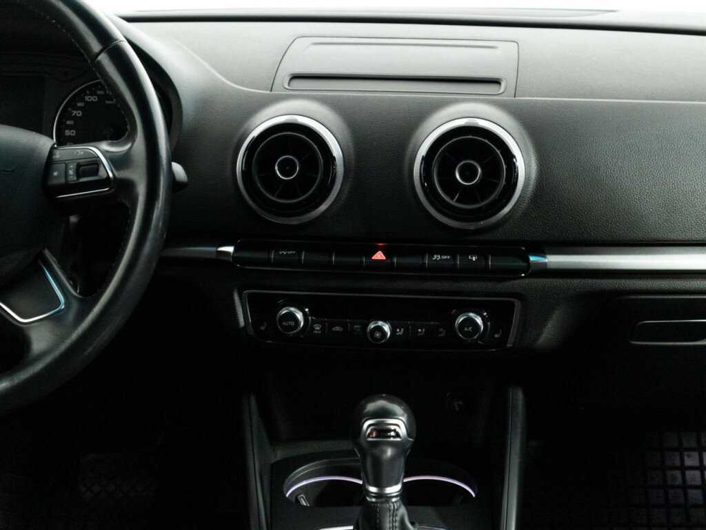 Б/У Ауди А3 2014 года. Фото: #13