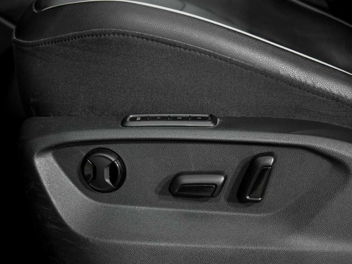 Б/У Фольксваген Тигуан 2020 года. Фото: #9