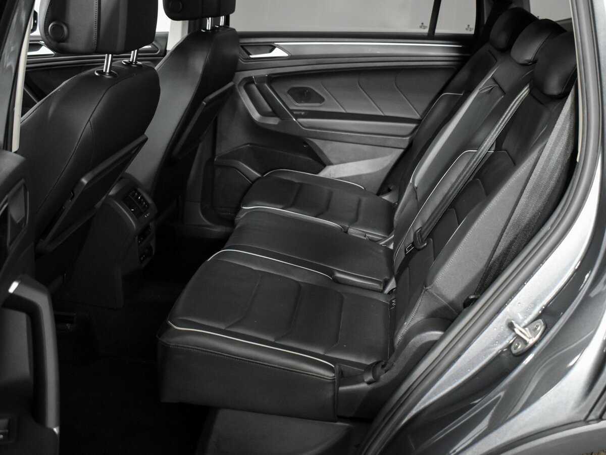 Б/У Фольксваген Тигуан 2020 года. Фото: #11