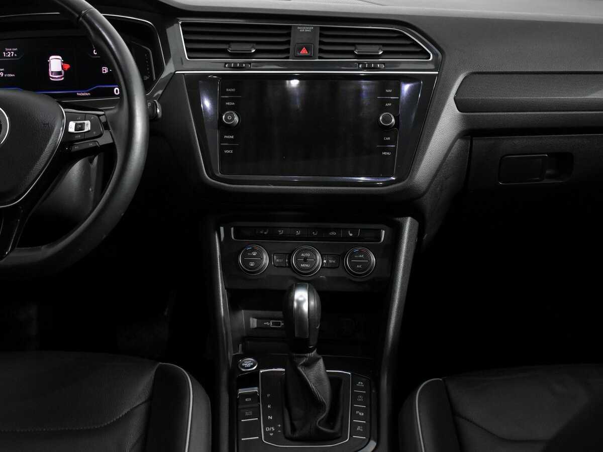 Б/У Фольксваген Тигуан 2020 года. Фото: #15