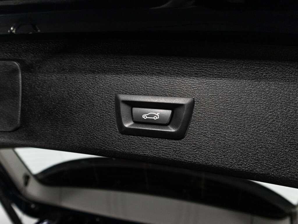 Б/У БМВ Икс1 2018 года. Фото: #15