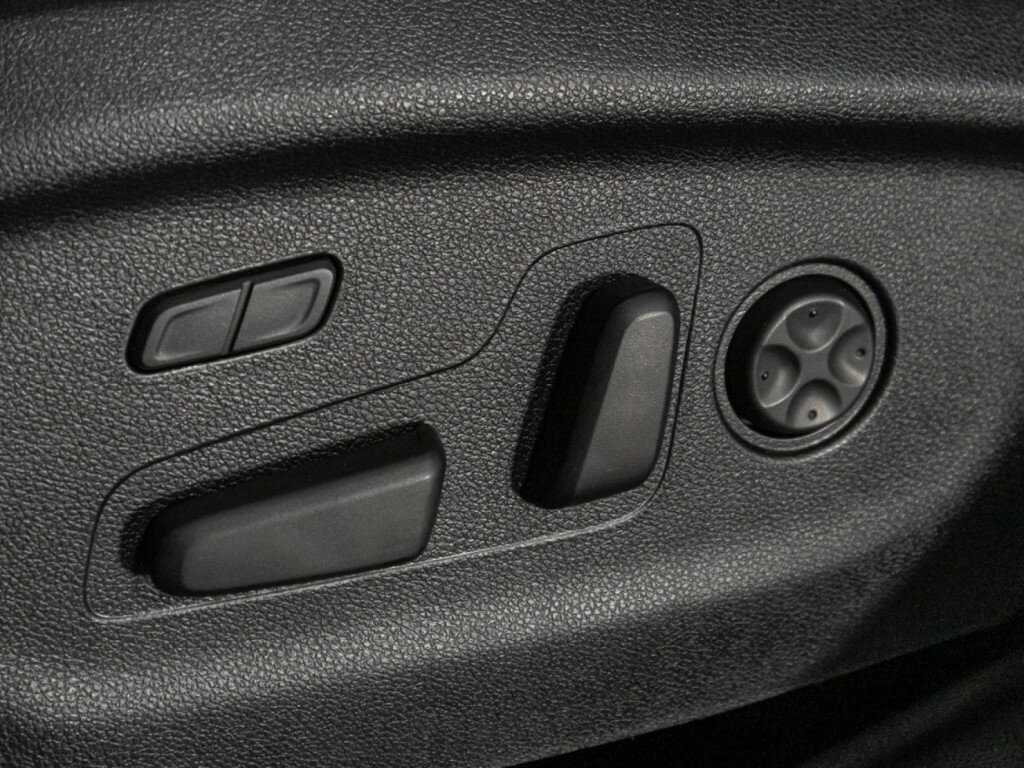 Б/У Киа Соренто 2019 года. Фото: #18