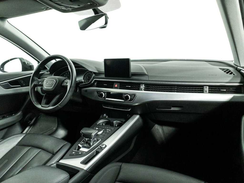 Б/У Ауди А4 2019 года. Фото: #8