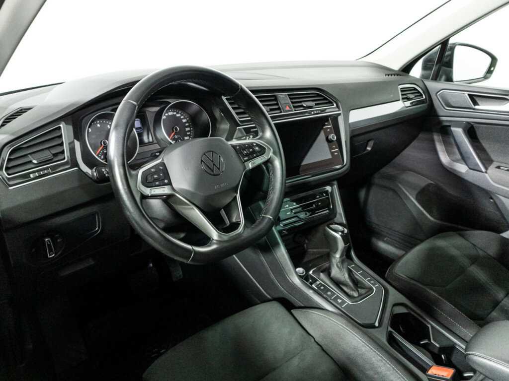 Б/У Фольксваген Тигуан 2021 года. Фото: #10