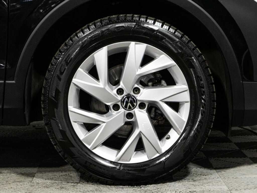 Б/У Фольксваген Тигуан 2021 года. Фото: #22