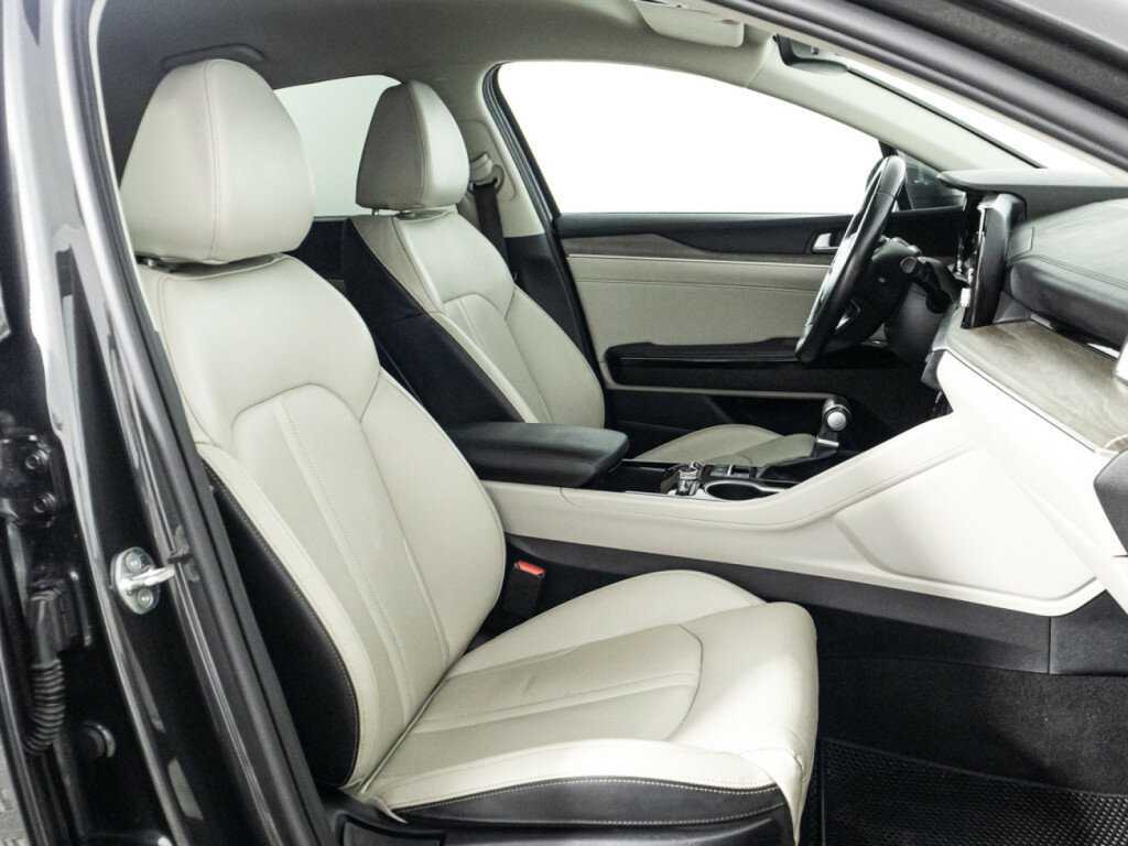 Б/У Киа К5 2021 года. Фото: #14