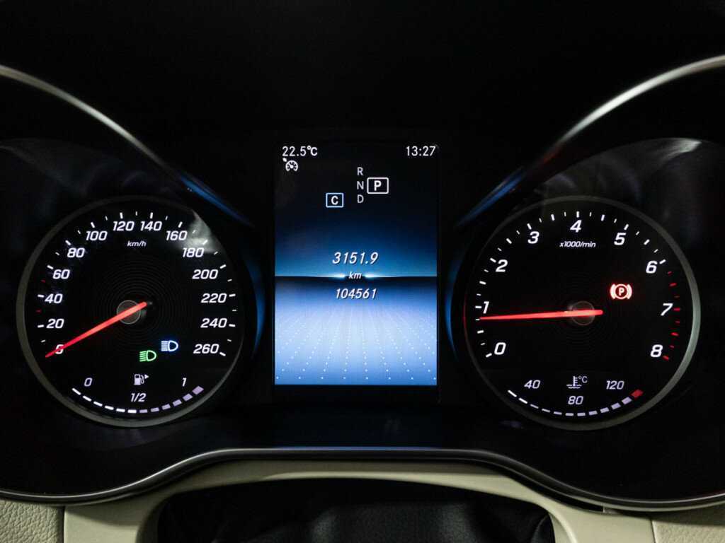 Б/У Мерседес-Бенц Ц-Класс 2019 года. Фото: #11