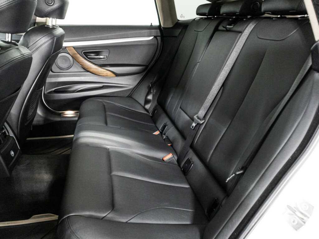 Б/У БМВ 3 серии 2013 года. Фото: #9