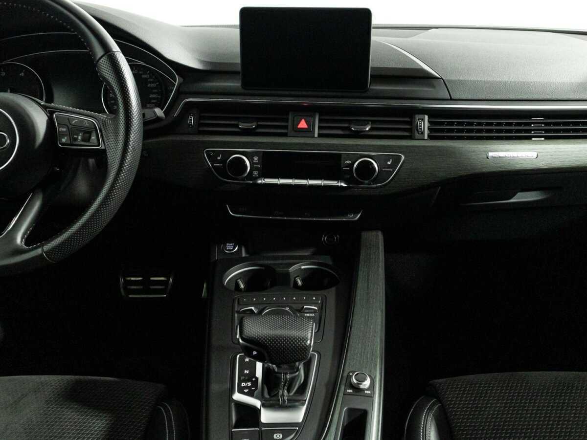 Б/У Ауди А4 2018 года. Фото: #13