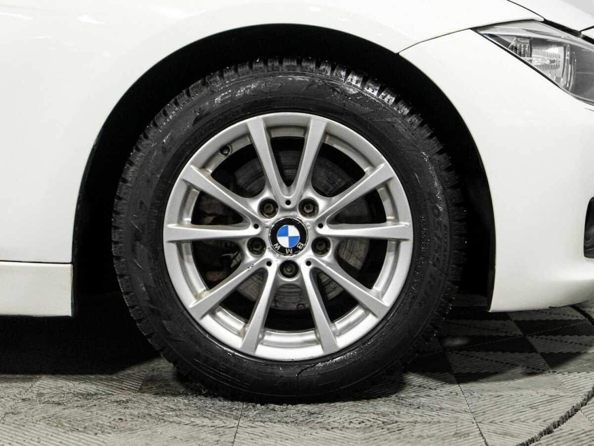 Б/У БМВ 3 серии 2013 года. Фото: #17