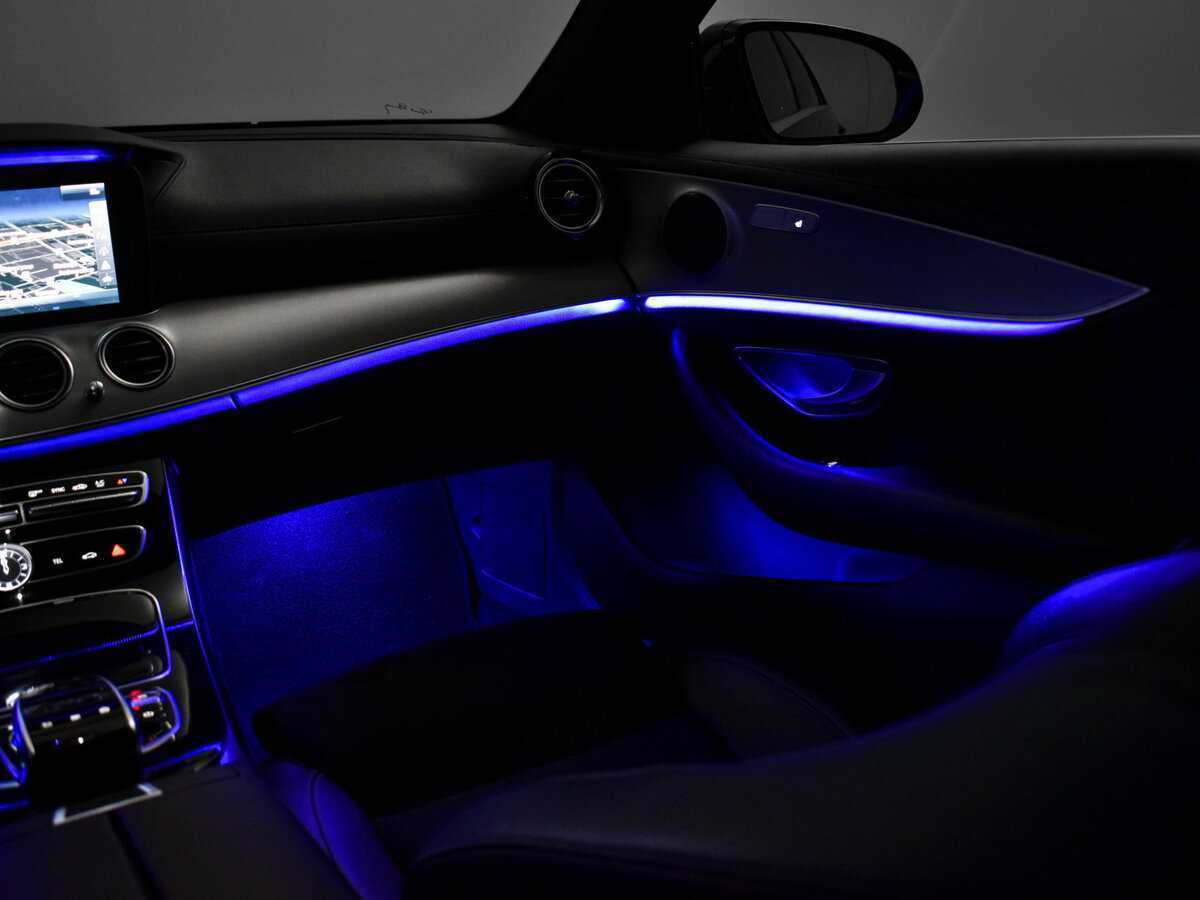 Б/У Мерседес-Бенц Е-Класс 2016 года. Фото: #20