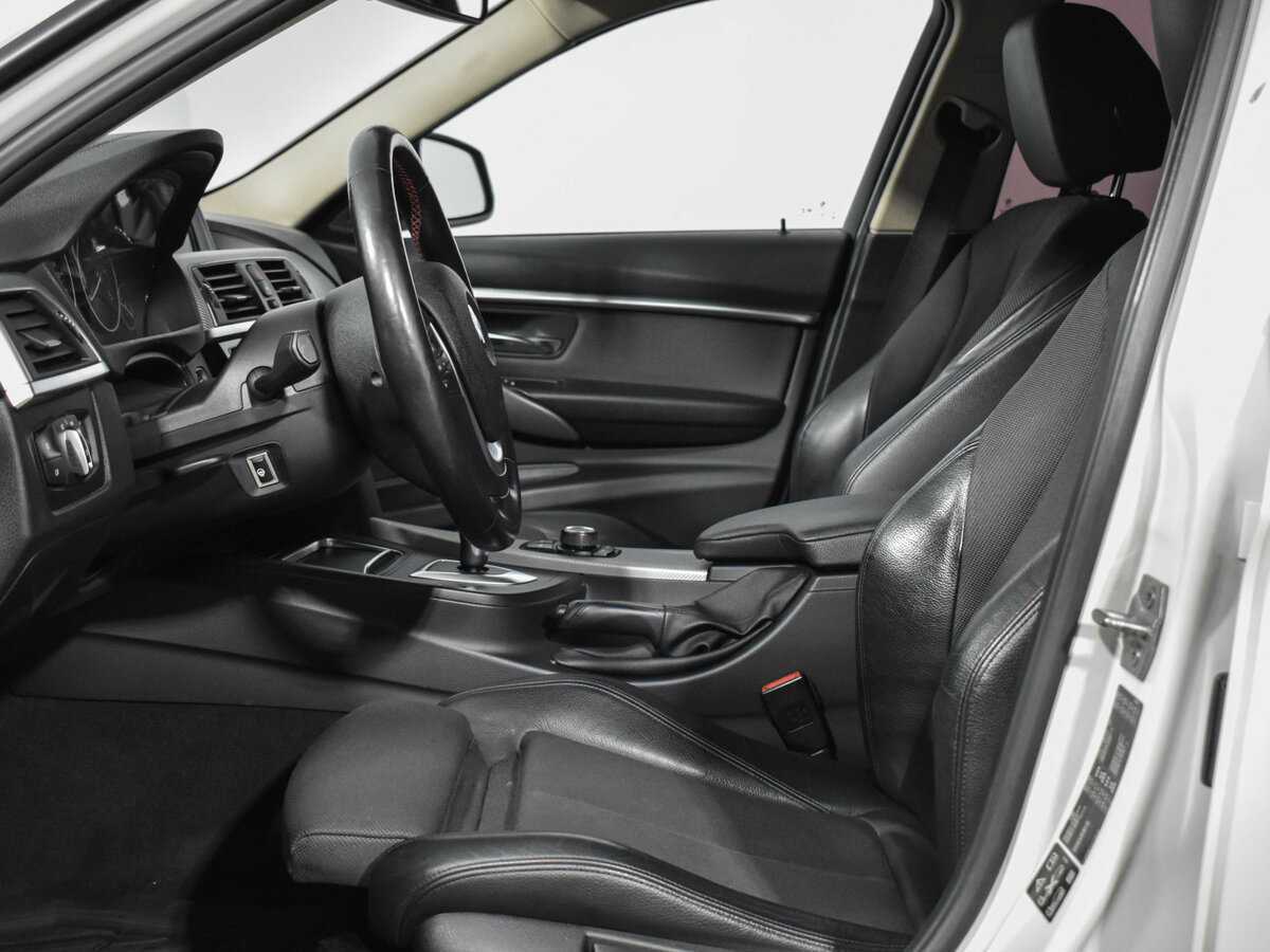 Б/У БМВ 3 серии 2017 года. Фото: #10