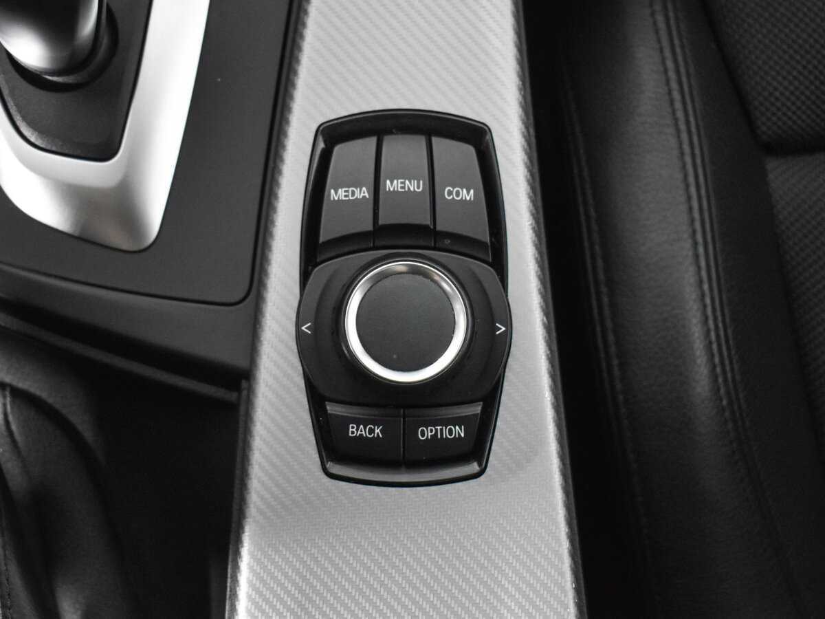 Б/У БМВ 3 серии 2017 года. Фото: #11