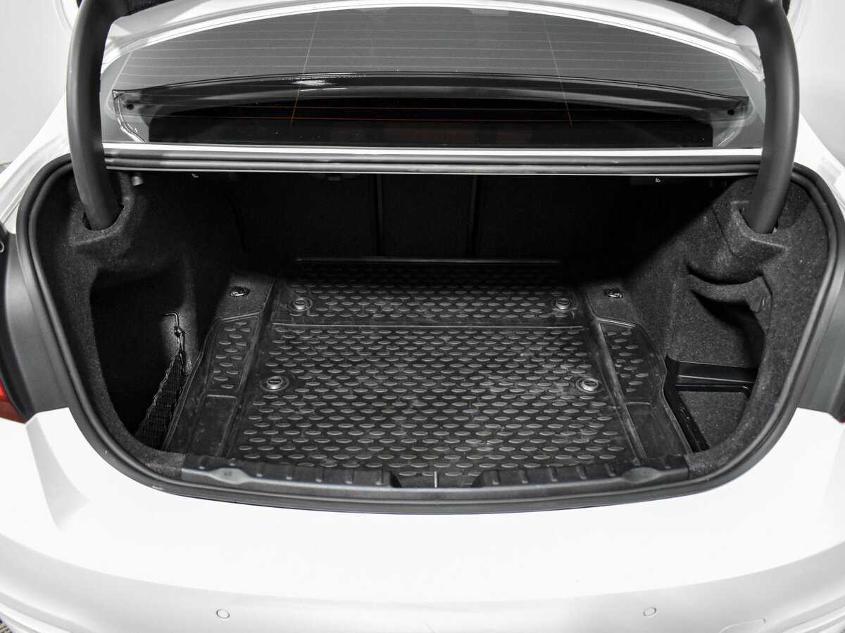 Б/У БМВ 3 серии 2017 года. Фото: #14