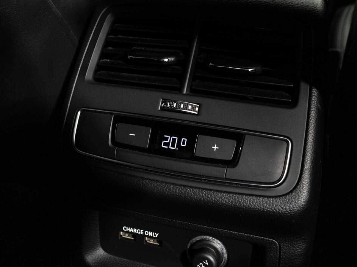 Б/У Ауди А4 2019 года. Фото: #22