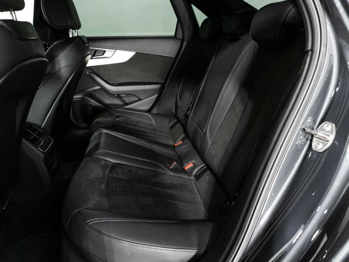 Б/У Ауди А4 2017 года. Фото: #9