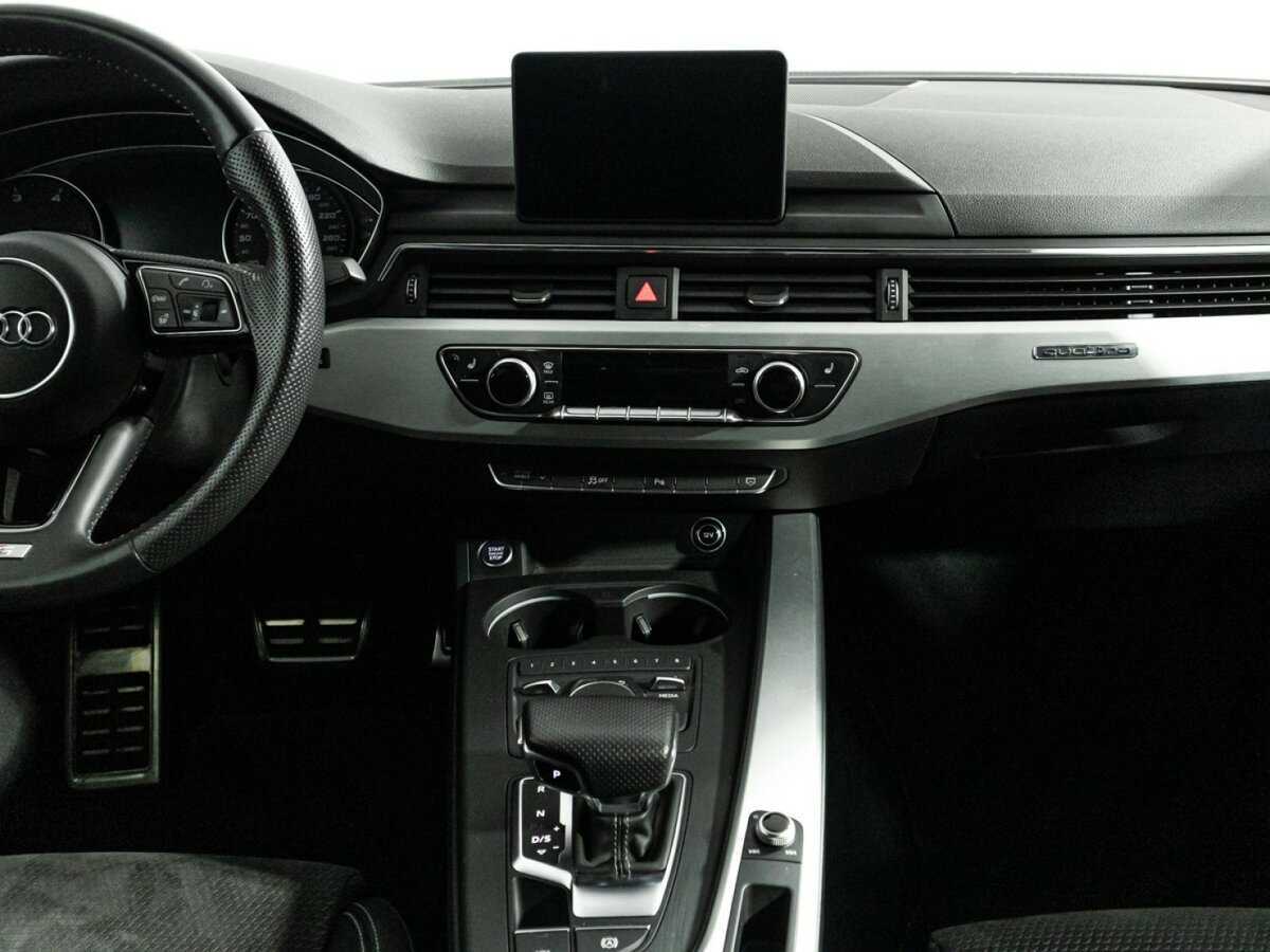 Б/У Ауди А4 2017 года. Фото: #13