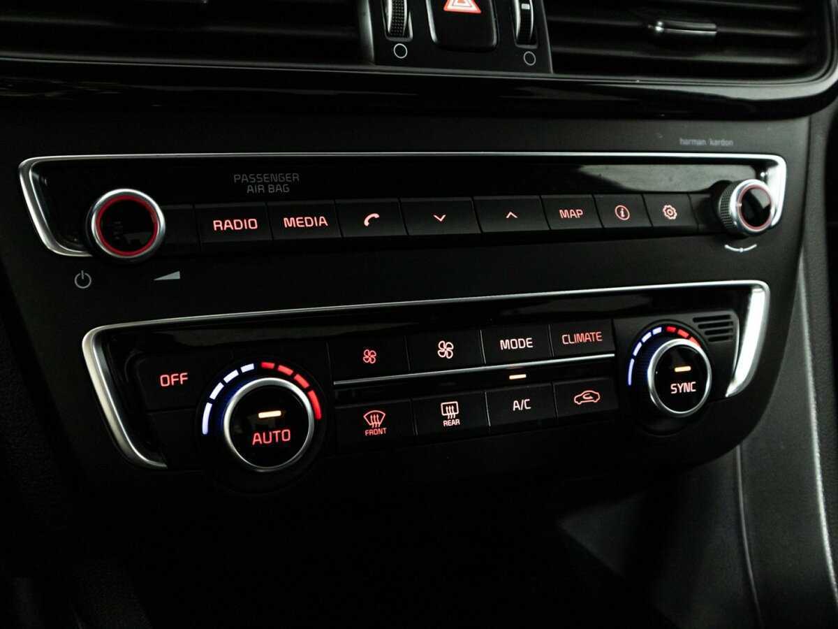 Б/У Киа Оптима 2018 года. Фото: #18