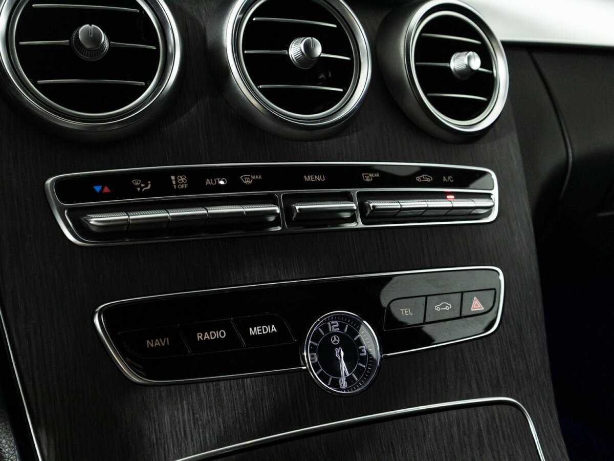 Б/У Мерседес-Бенц Ц-Класс 2019 года. Фото: #16