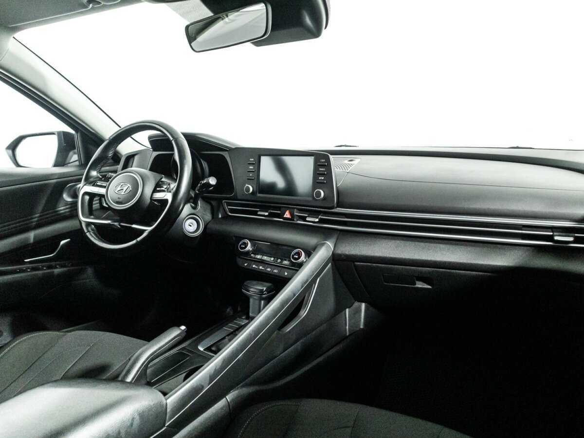 Б/У Хендай Елантра 2021 года. Фото: #8