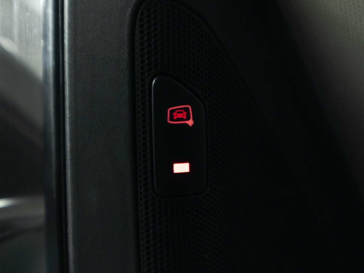 Б/У Ауди К5 2014 года. Фото: #17