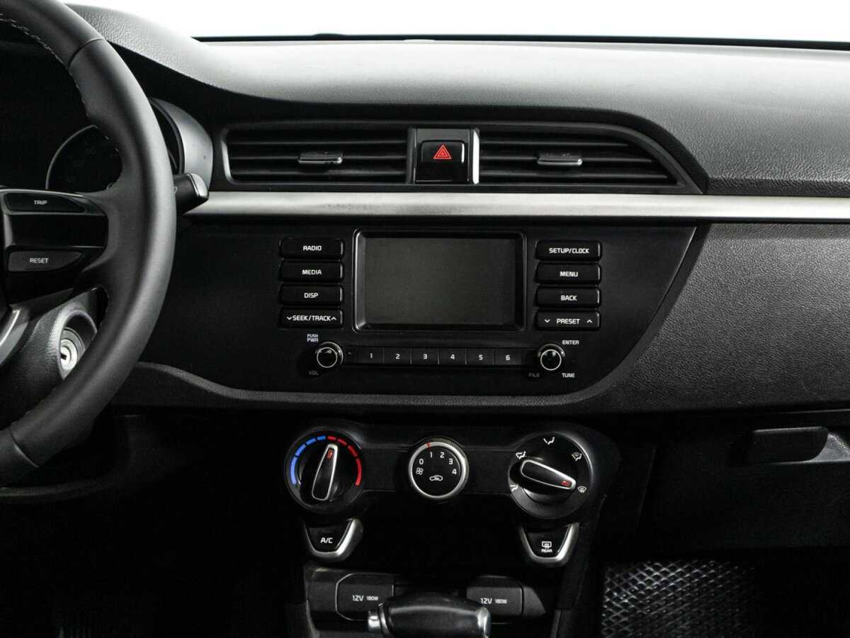 Б/У Киа Рио 2018 года. Фото: #13