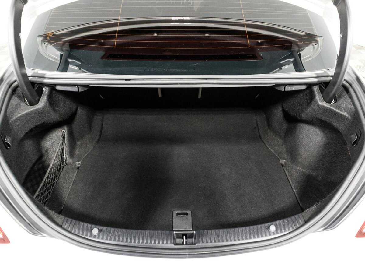 Б/У Мерседес-Бенц Ц-Класс 2017 года. Фото: #14