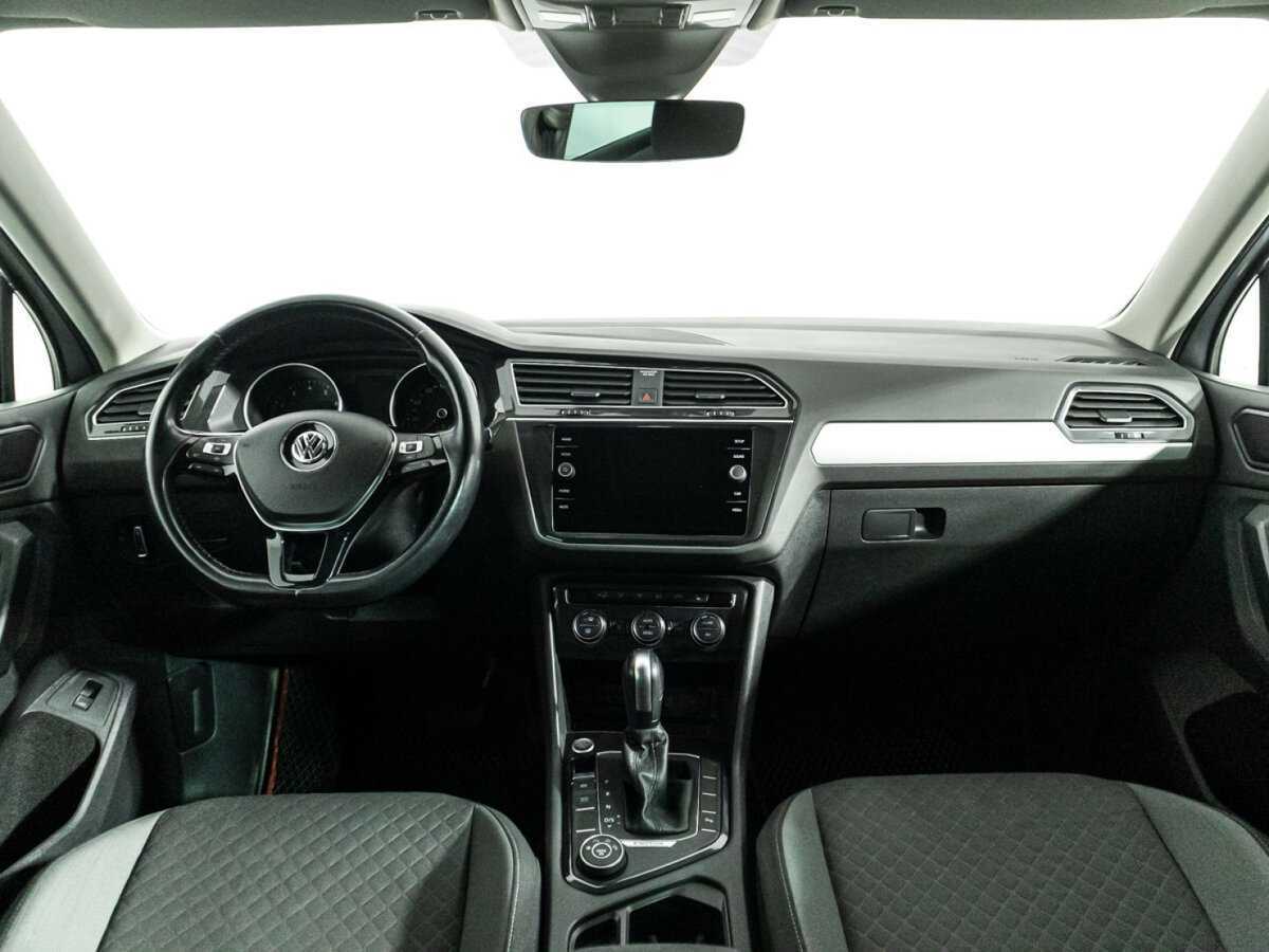 Б/У Фольксваген Тигуан 2019 года. Фото: #9