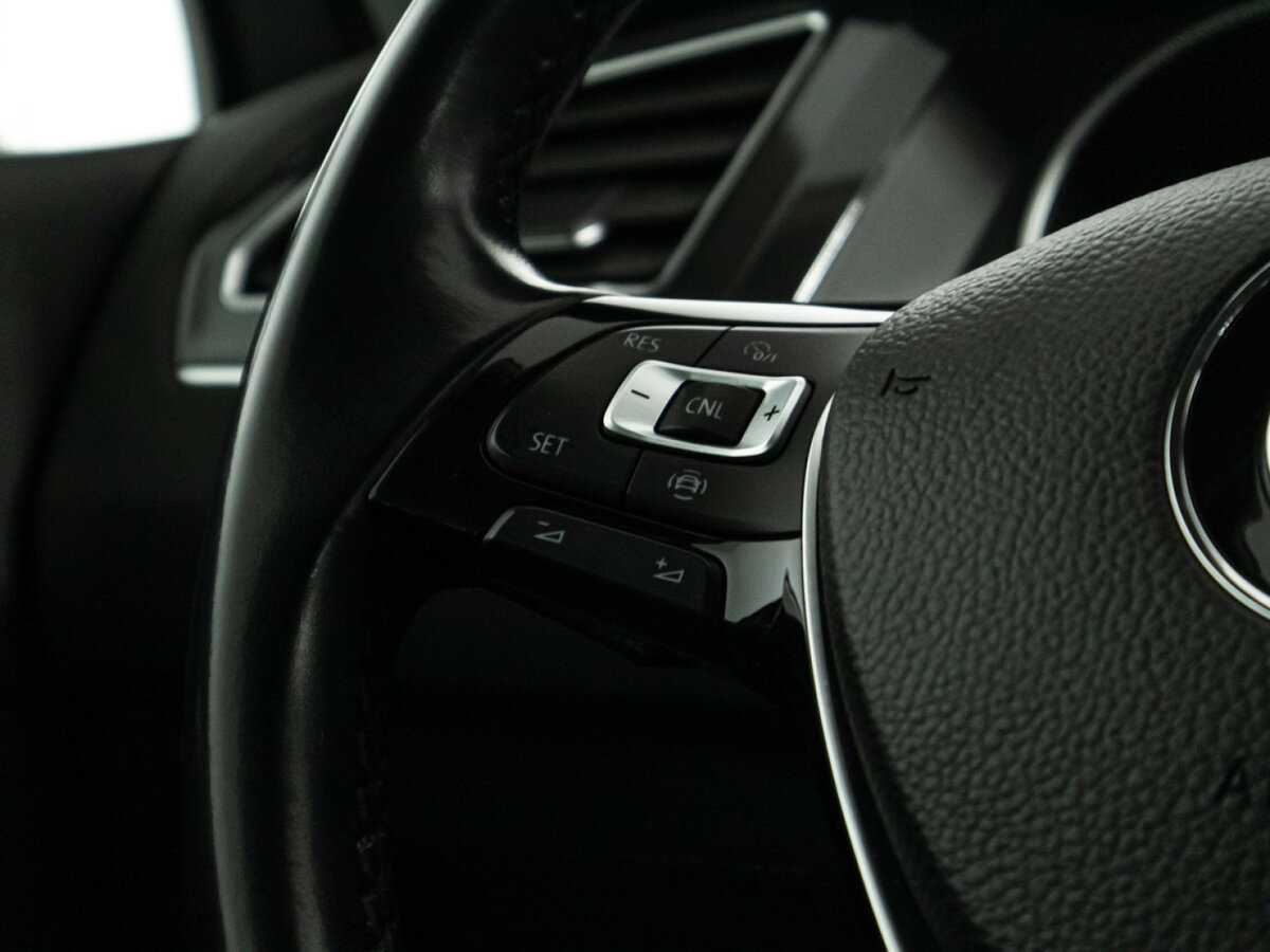 Б/У Фольксваген Тигуан 2019 года. Фото: #17