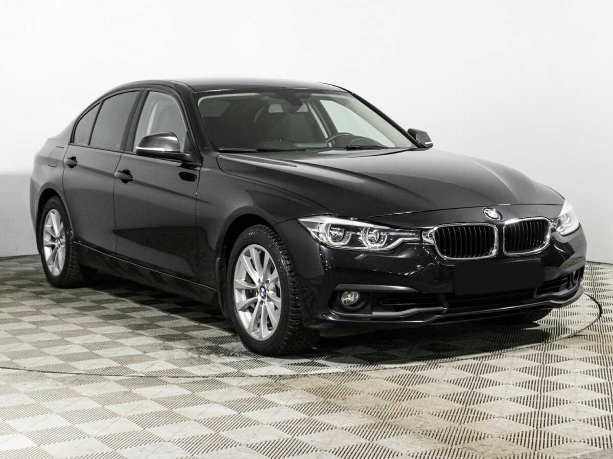 Б/У БМВ 3 серии 2018 года. Фото: #2