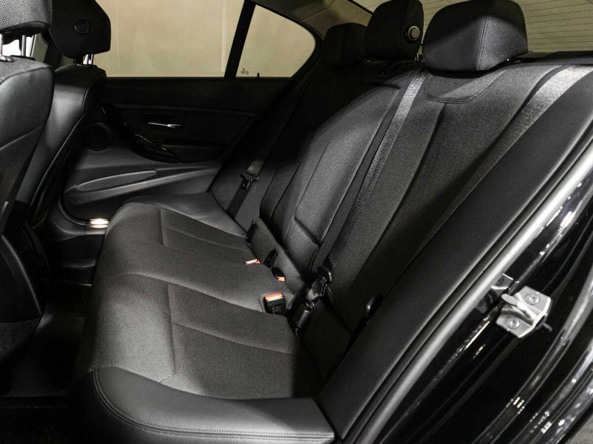 Б/У БМВ 3 серии 2018 года. Фото: #9