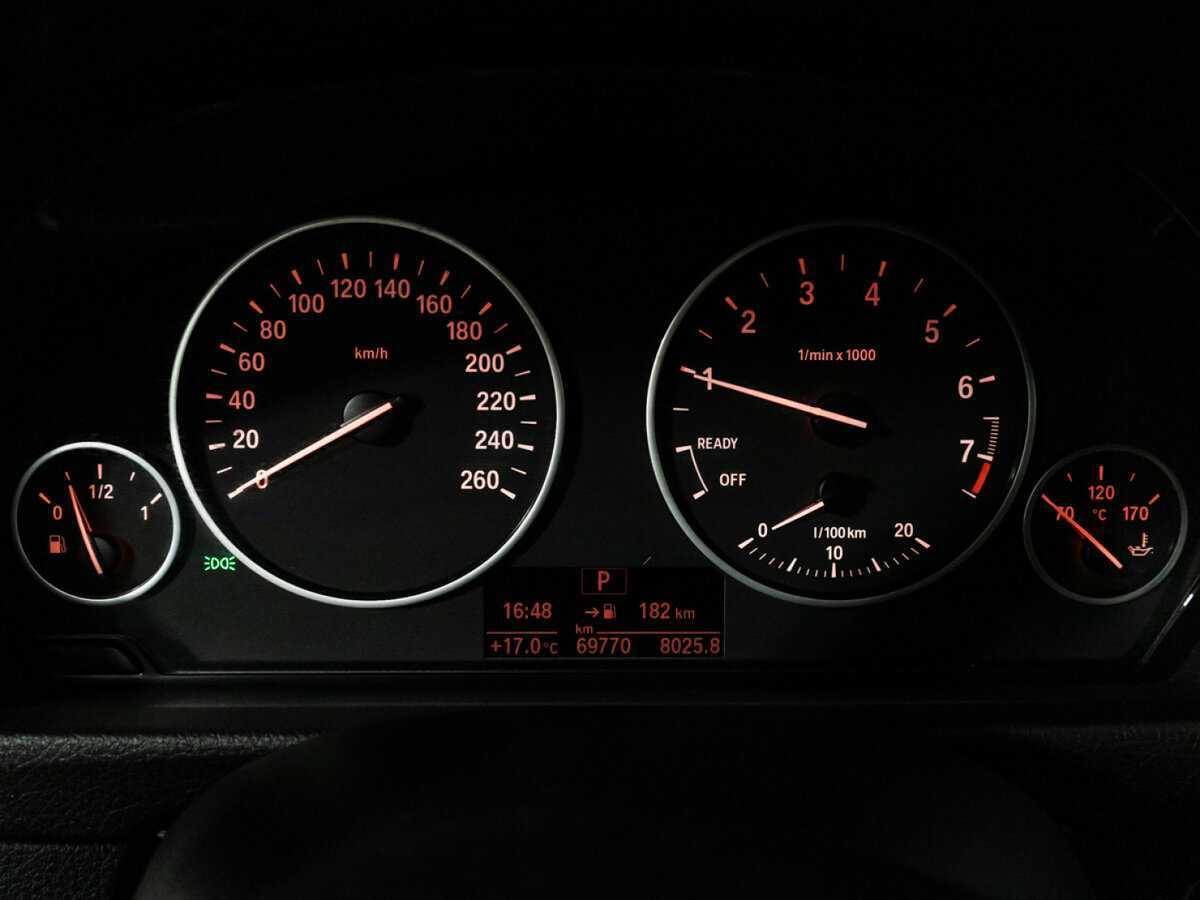 Б/У БМВ 3 серии 2018 года. Фото: #11