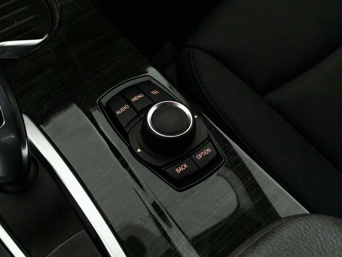 Б/У БМВ Икс3 2014 года. Фото: #16