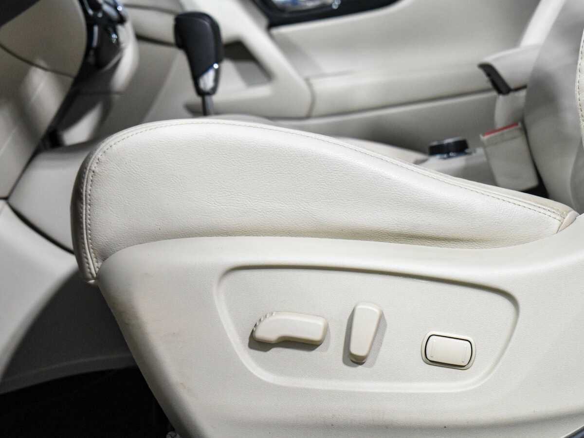 Б/У Ниссан Икс-Трейл 2018 года. Фото: #10