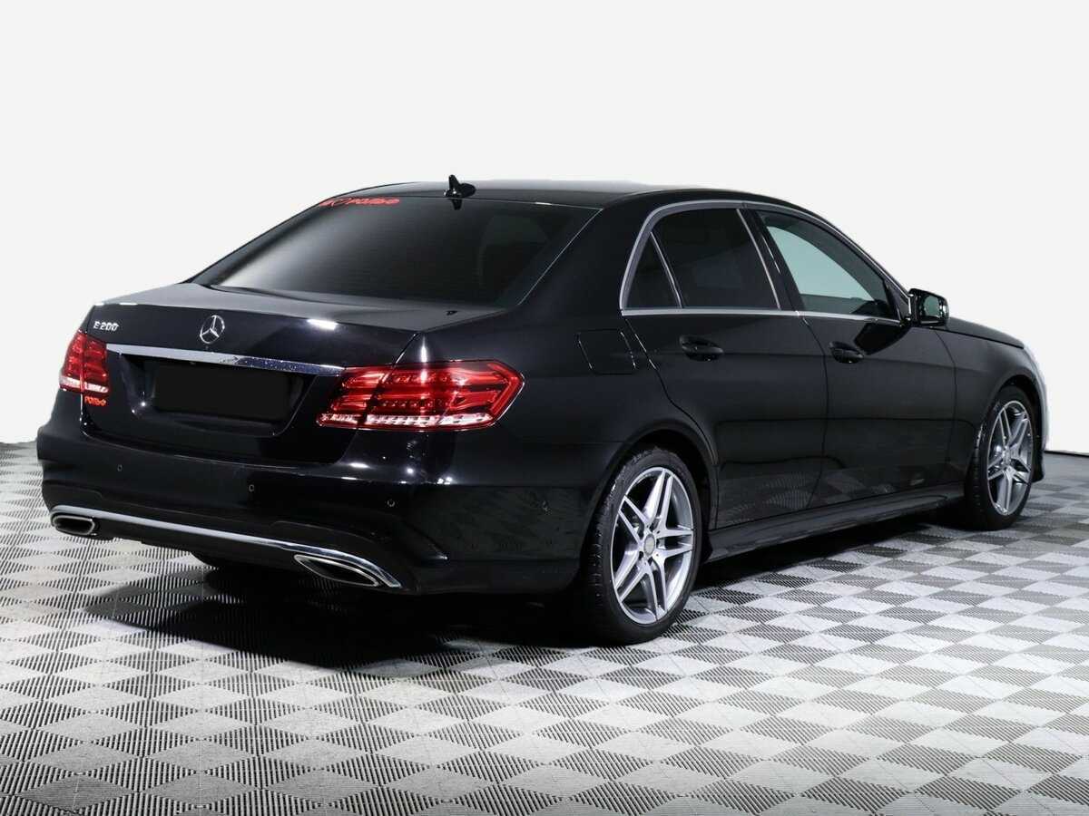 Б/У Мерседес-Бенц Е-Класс 2015 года. Фото: #4