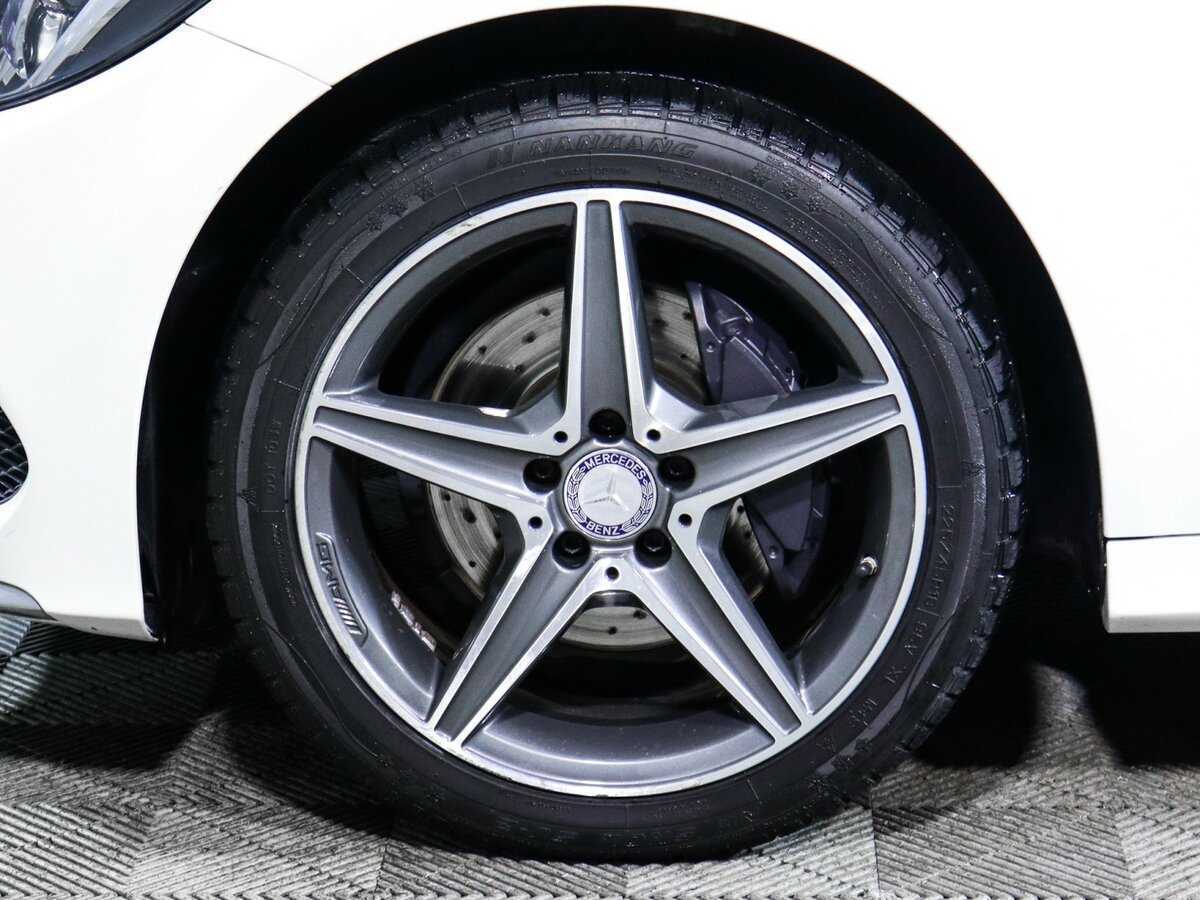 Б/У Мерседес-Бенц Ц-Класс 2016 года. Фото: #14