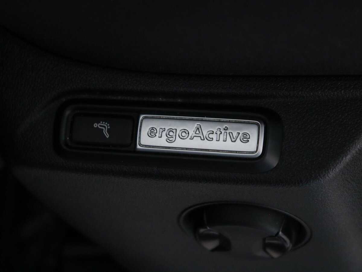 Б/У Фольксваген Тигуан 2020 года. Фото: #14