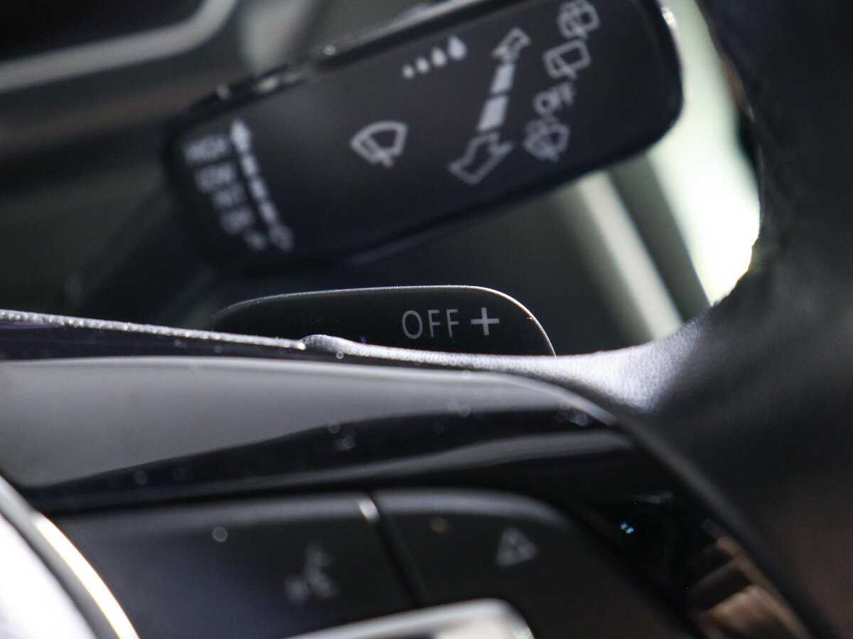 Б/У Фольксваген Тигуан 2020 года. Фото: #17