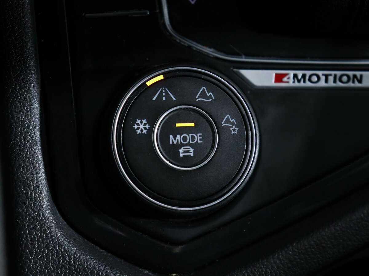 Б/У Фольксваген Тигуан 2020 года. Фото: #18