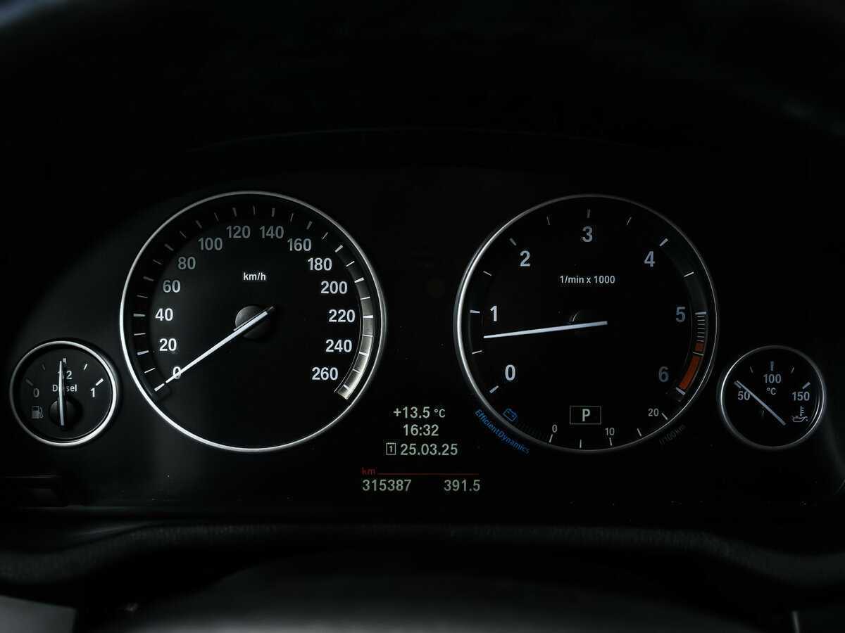 Б/У БМВ Икс3 2014 года. Фото: #9